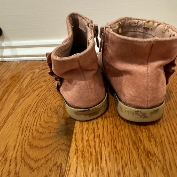 Cat & Jack Girls Toddler Size 7 Mauve Pink Suede Fringe Booties - Picture 4 of 8